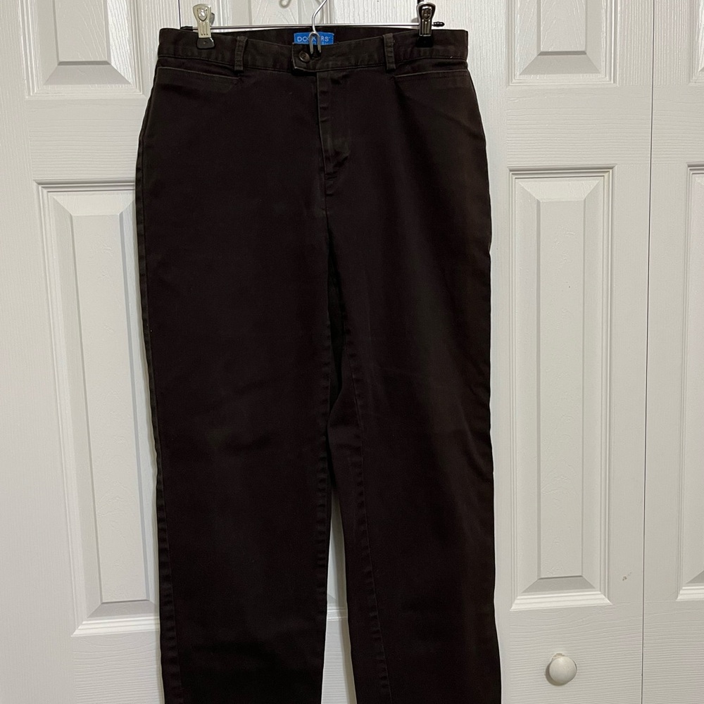 Dockers Women’s Dark Brown Straight-Leg Chinos